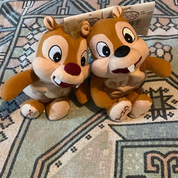 Disney Chip and Dale bean bag plush - Picture 3 of 9